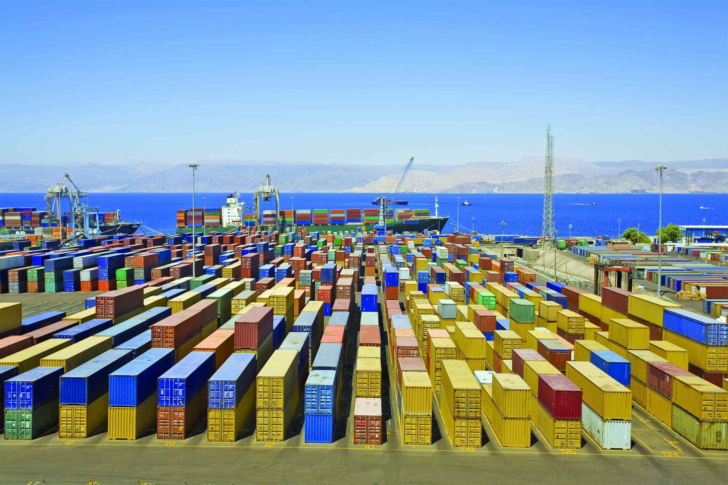 https://whitehawkcargo.com/wp-content/uploads/2015/09/Harbor-warehouse.jpg